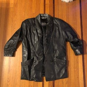 Women’s vintage Wilson’s leather jacket 80’s S small black coat
